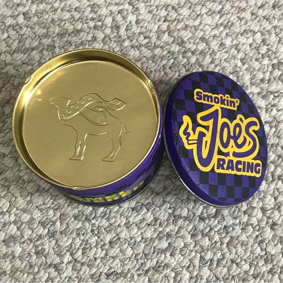 NWOT-JOE CAMEL RACING TIN SET WITH ASHTRAY & SEALED MATCHES!! - Picture 4 of 8